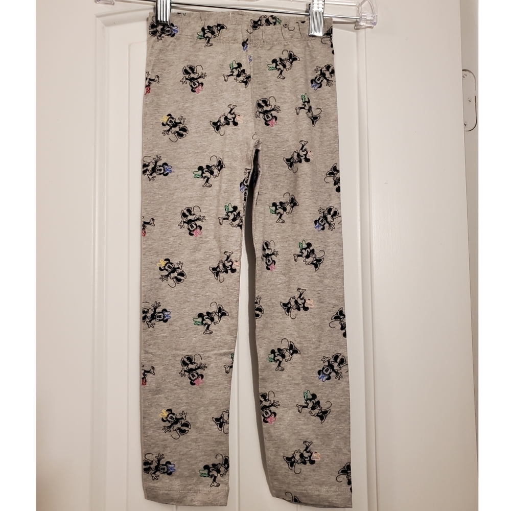 Minnie Mouse pattern leggings Size 5 years
